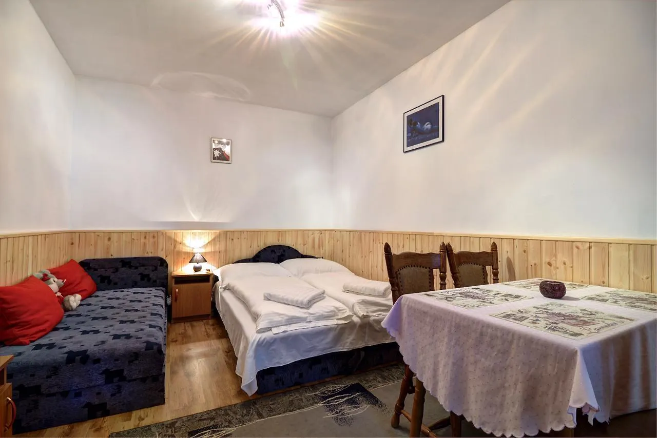 Appartement Oazis Apartman Eger